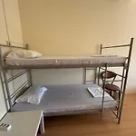 Hostal Garden *