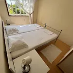 Hostal Garden *