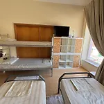 Hostal Garden Aradas