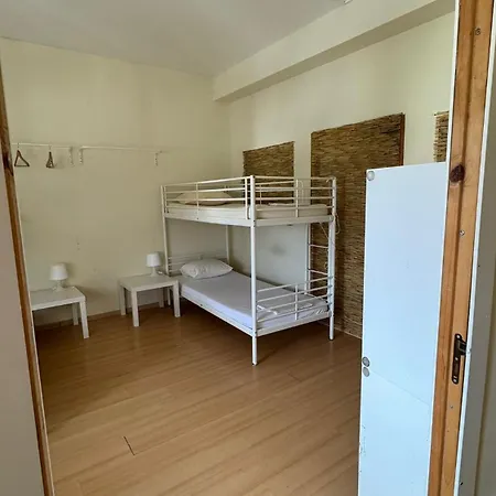 Garden Hostel Aradas