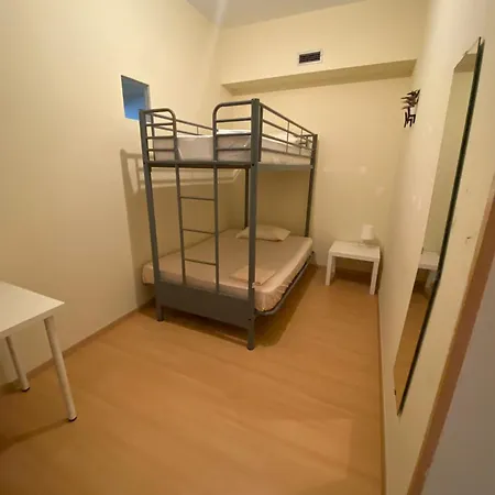 Garden Hostel *