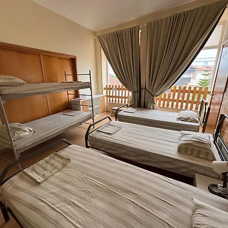 Garden Vandrarhem Aradas