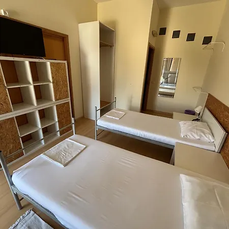 Garden Hostel Aradas