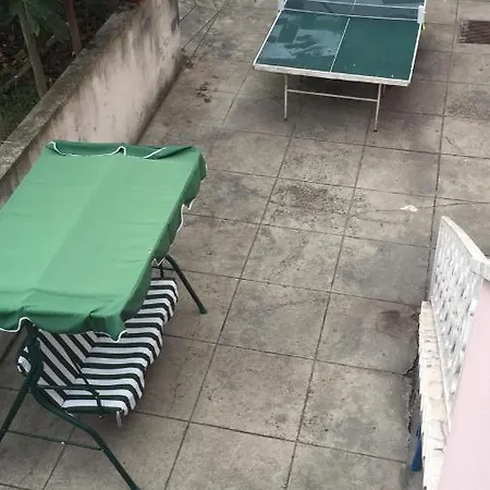 Hostel Garden *